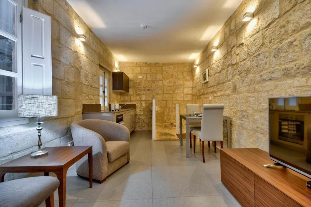 Appartamento Orangery 101 - Duplex Studio La La Valletta Esterno foto