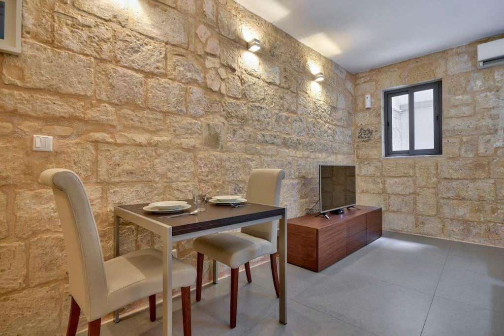 Appartamento Orangery 101 - Duplex Studio La La Valletta Esterno foto